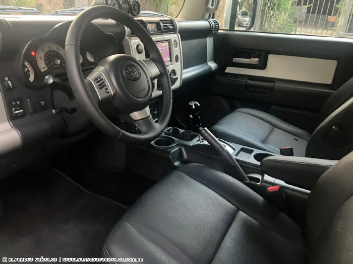 Toyota FJ CRUISER 4.0 V6 4X4 2009/2010